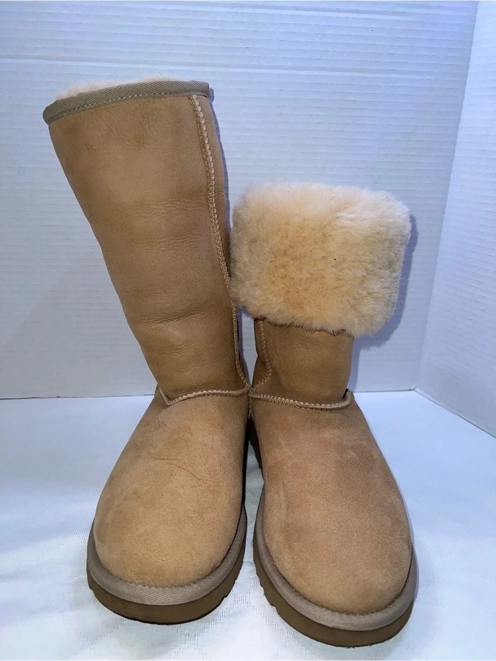 Ugg Women's Classic Tall II Mid-Calf Suede Boot Size: 6
